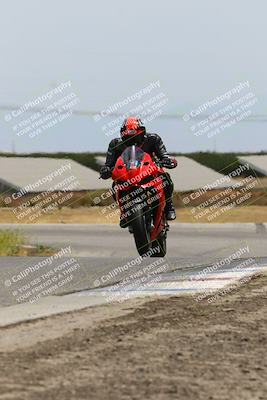 media/May-26-2025-Lets Ride (Mon) [[3bf1de1d65]]/B Group/1220pm (Wheelie Bump)/